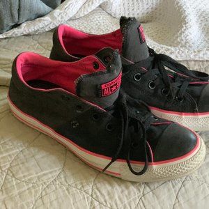 Converse -size 10